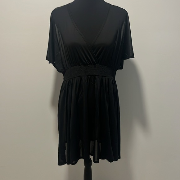 ❤️NWT TORRID SWIM COVER - MESH SMOCKED WAIST BEACH MINI DRESS COVER-UP PLUS SIZE - Picture 4 of 6